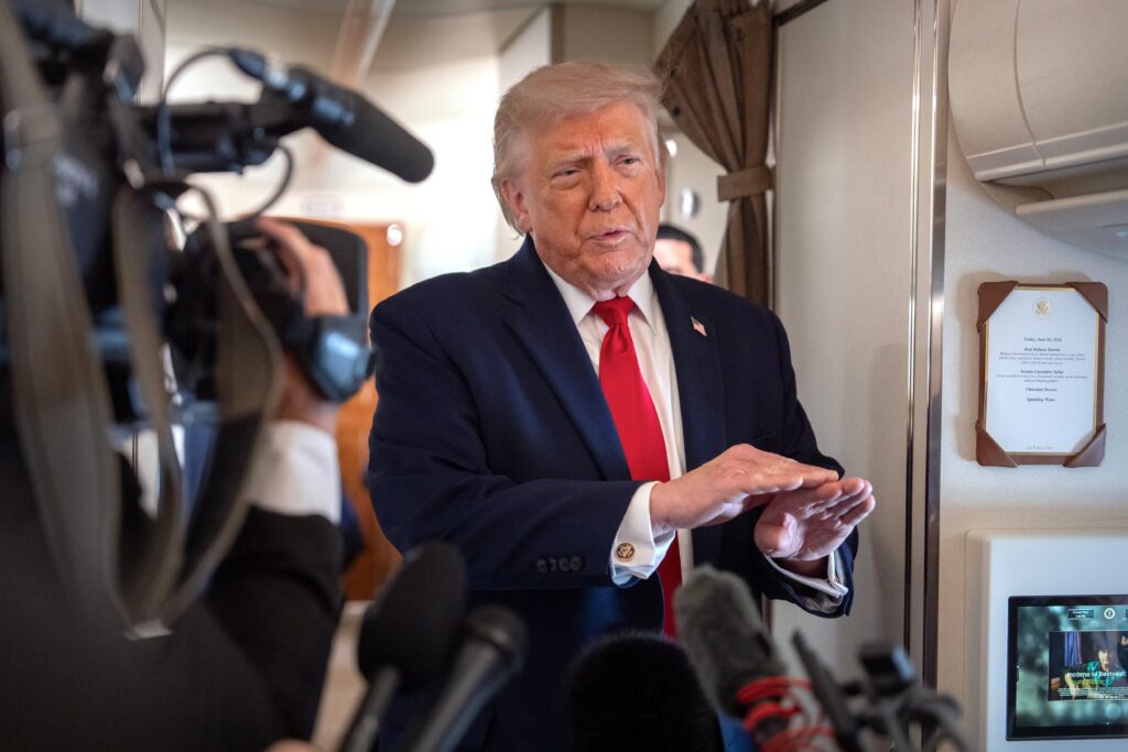 Donald Trump cortó una entrevista y se retiró: “Estás comprada; un país no puede ser grande con prensa deshonesta”