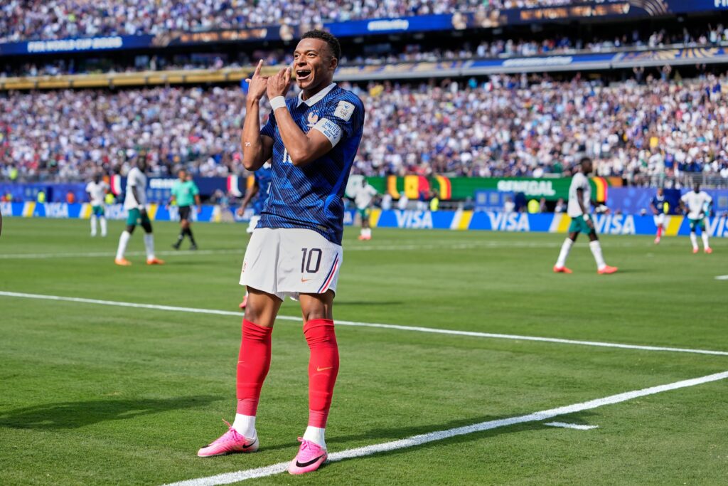 Francia vs. Senegal, por el Mundial 2026: los dos goles de Mbappé y la gran polémica por un ¿penal?