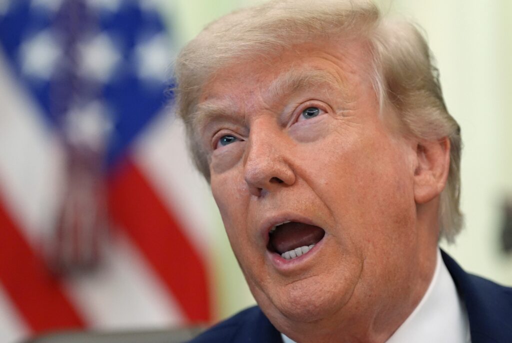 Trump canceló los ataques contra Irán y habló de un posible acuerdo tras contactos al más alto nivel