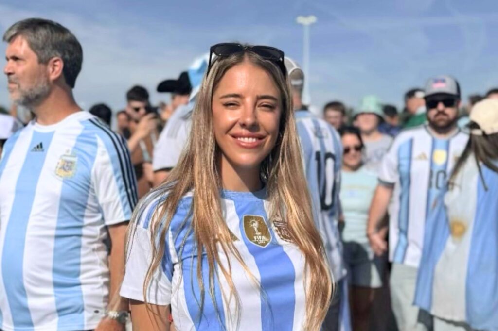 Nati Jota habló sobre la sobreventa de vuelos en el Mundial y reveló cuántos dólares ofrecían por tomar otro vuelo