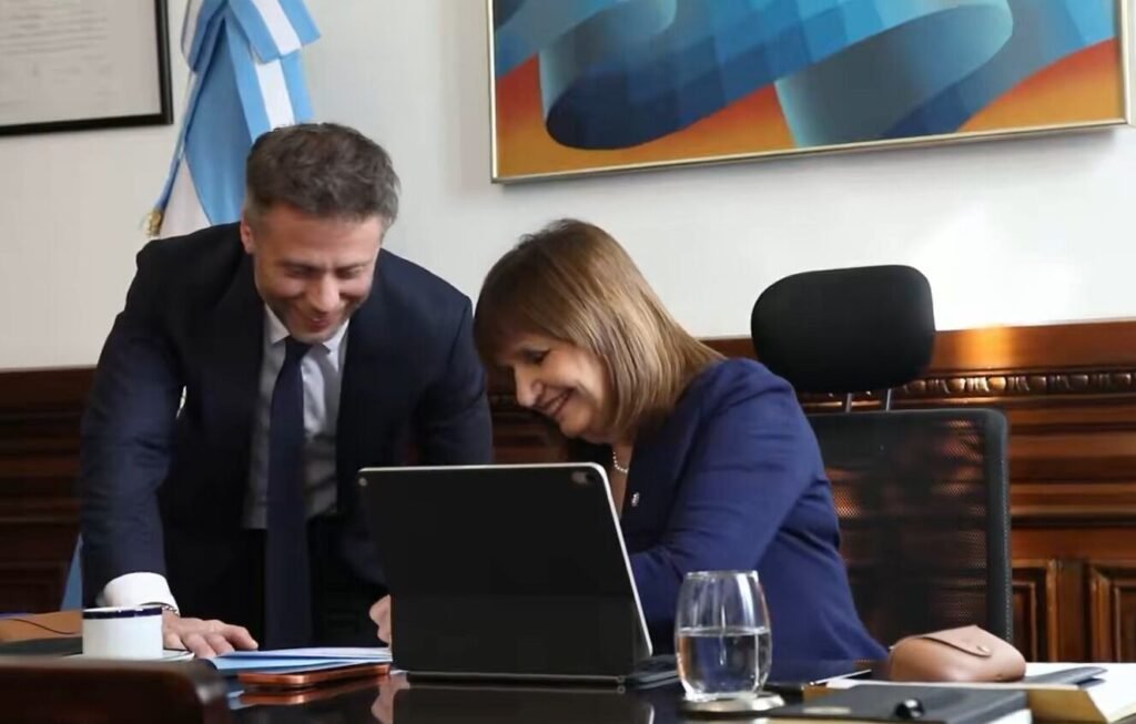 Bullrich publicó un provocador video con una canción de Lali en una semana tensa con el Gobierno