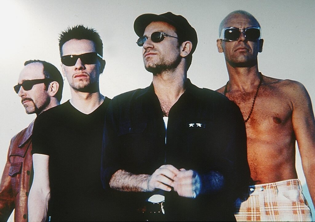 U2 cumple 50: del anuncio en la cartelera de un colegio irlandés al nuevo disco que saldrá en noviembre